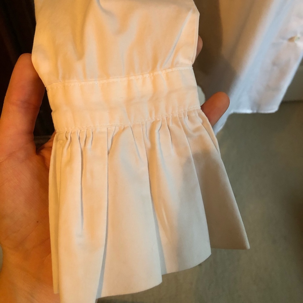 GAP White Button Up - Picture 2 of 8